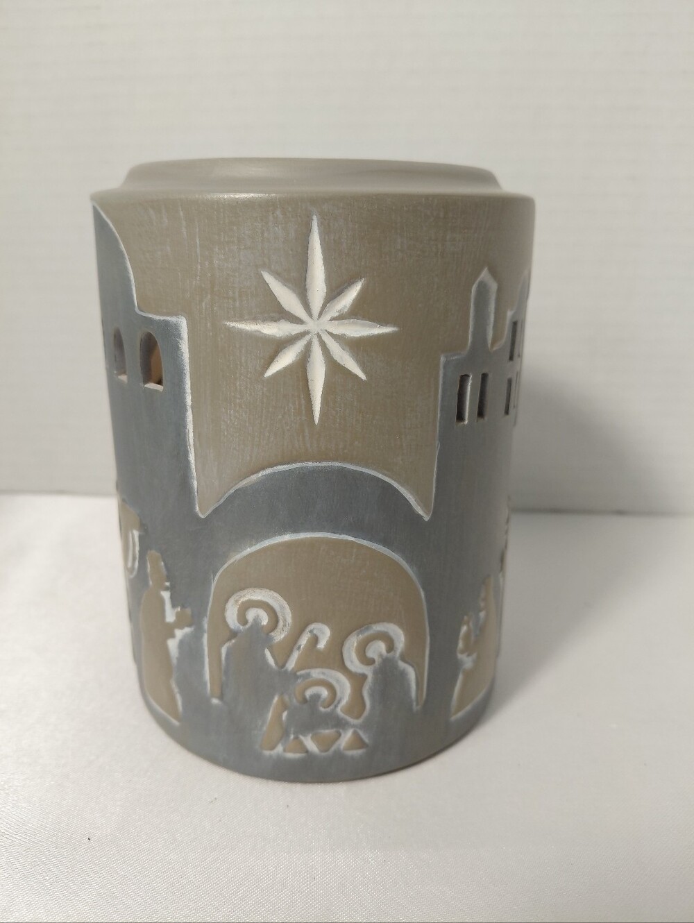 Scentsy Nativity Neutral Tan and Gray Wax Warmer - NIB